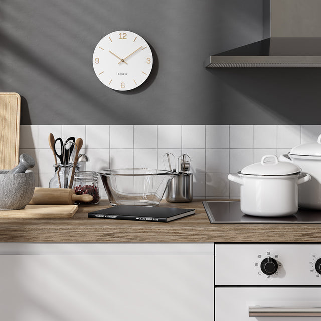 MNU 2625 V Lautlose MDF-Wanduhr 25 cm