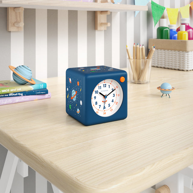 MNU 1209 C Silent children's alarm clock with light and snooze