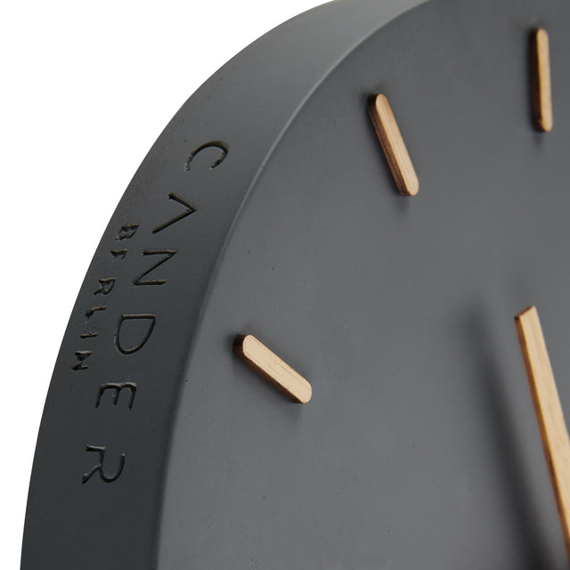 MNU 6130 E Lautlose Beton-Wanduhr 30,5 cm