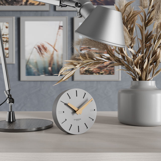 MNU 2515 G Silent MDF table clock 15 cm