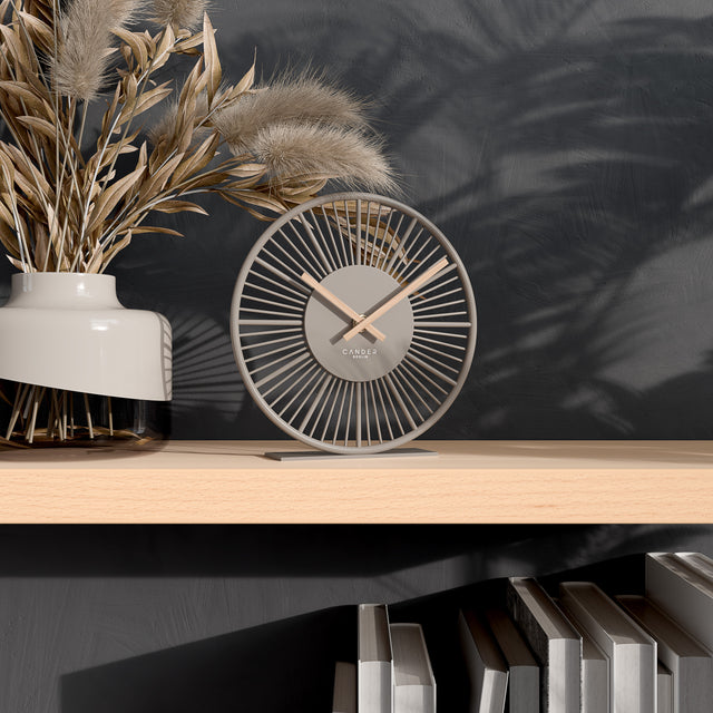 GILORA Lautlose Tischuhr 18 cm