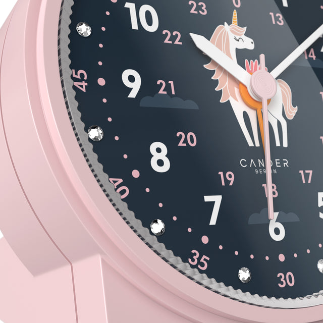 MNU 1230 M Kinderwanduhr und MNU 1209 M Wecker Einhorn