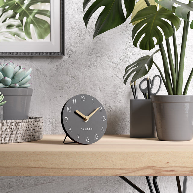 MNU 2612 A Lautlose MDF-Tischuhr 12 cm