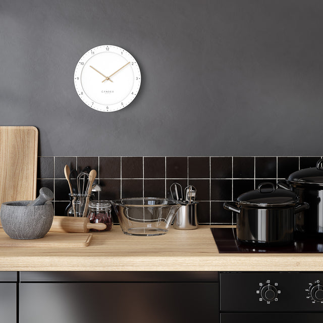 MNU 2930 H Lautlose MDF-Wanduhr 30 cm