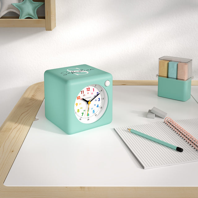 MNU 1310 ME Lautloser Kinderwecker mit Licht und Snooze