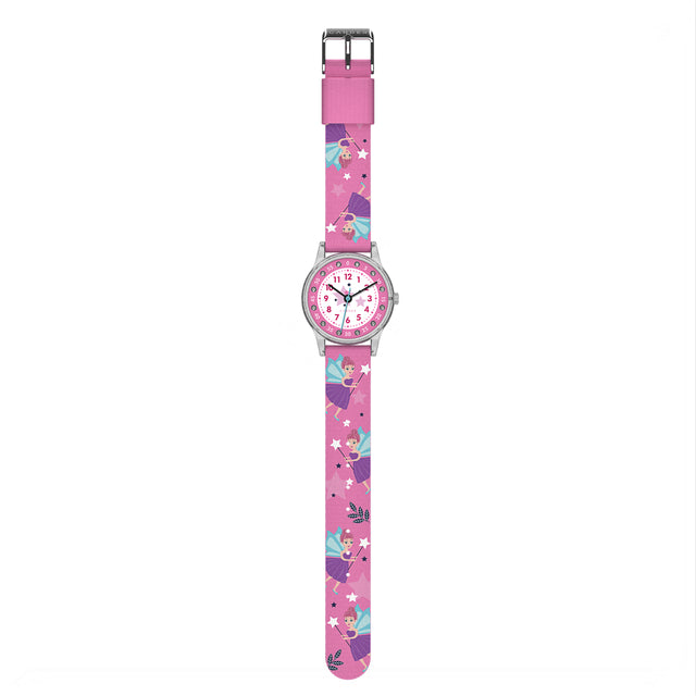 Eine Kinder-Armbanduhr mit einem pinkem Stoffarmband, auf dem zauberhafte Feen abgebildet sind. Das transparente Gehäuse hat ein Glitzereffekt. Auf dem Ziffernblatt befinden sich kleine Schmucksteine. Die großen Zahlen sind auf dem pinkaa- weißem Ziffernblatt sehr gut ablesbar.